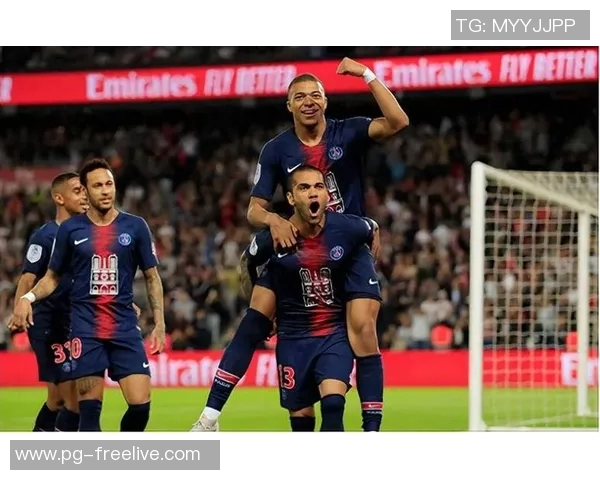 国王杯精彩对决巴黎圣日耳曼绝杀那不勒斯全场沸腾数据分析揭秘