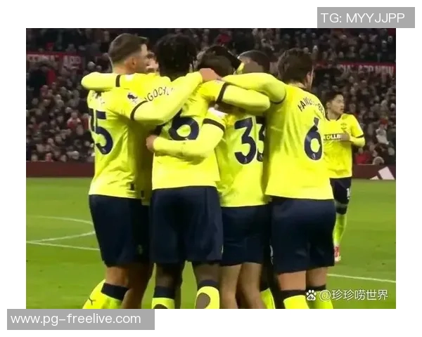 英超激战：尤文图斯大胜巴萨六比二乌龙球成比赛转折点解析