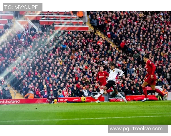 中超精彩对决曼城大胜利物浦神奇扑救成比赛转折点分析